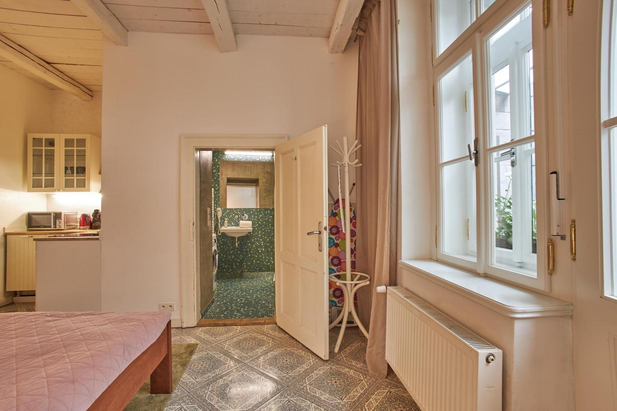 Apartment Jeruzalemska - Synagogue Prag